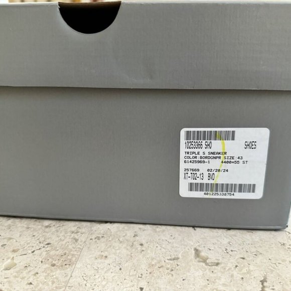 BALENCIAGA TRIPLE S ALLOVER LOGOTYPE 42 (US 9) BRAND NEW IN-BOX! - Picture 2 of 13